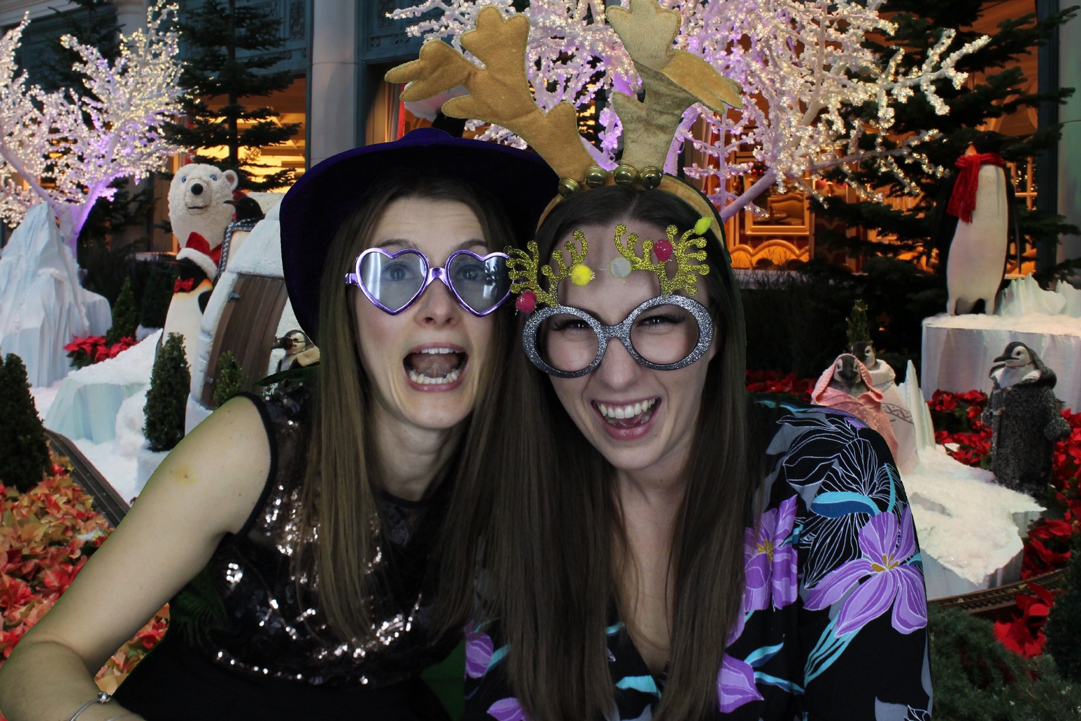 Silvermere Christmas Party  | View more photos from the event at gallery.myphotoboothexperience.co.uk/u/MyPhotoBoothExperienceLtd/Silvermere-Christmas-Party-0